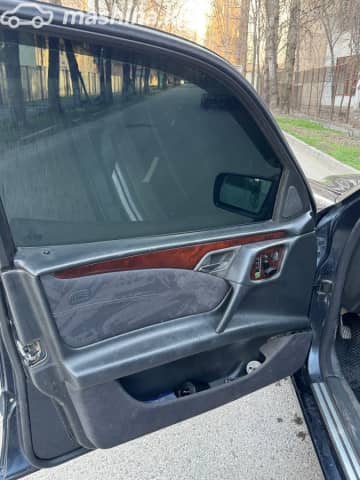 Mercedes-Benz E-Класс II (W210, S210) 320 3.2 AT