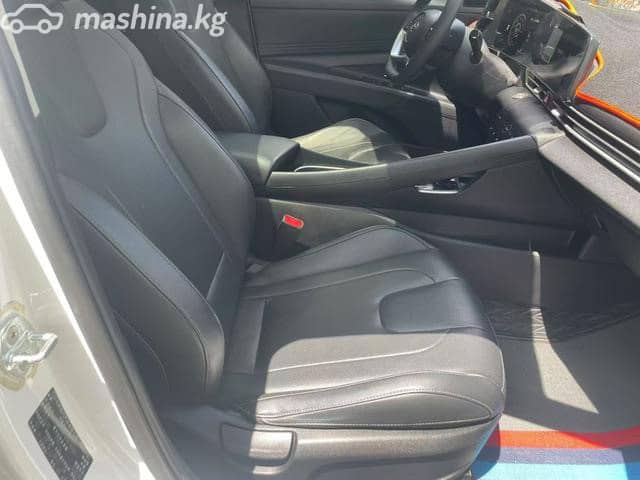 Hyundai Elantra VII (CN7) 1.5 CVT
