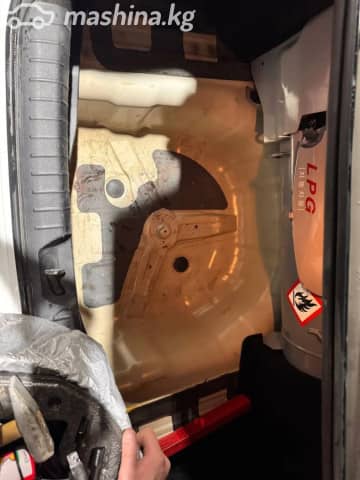 Kia K5 II 2.0 AT