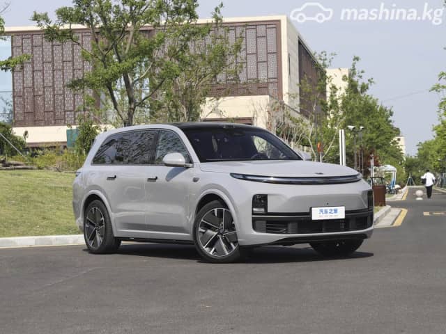 LiXiang L9 Рестайлинг 1.5hyb AT 4WD