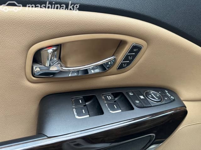 Kia Carnival III 2.2d AT