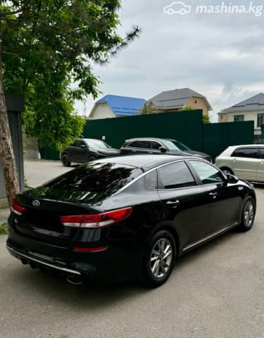 Kia K5 II 2.0 AT