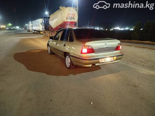 Daewoo Nexia I 1.5 MT