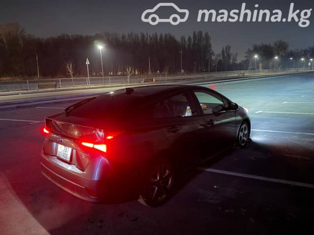 Toyota Prius IV Рестайлинг (XW50) 1.8hyb AT