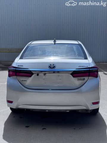 Toyota Corolla XI (E160, E170, E180) Рестайлинг 1 1.8hyb CVT