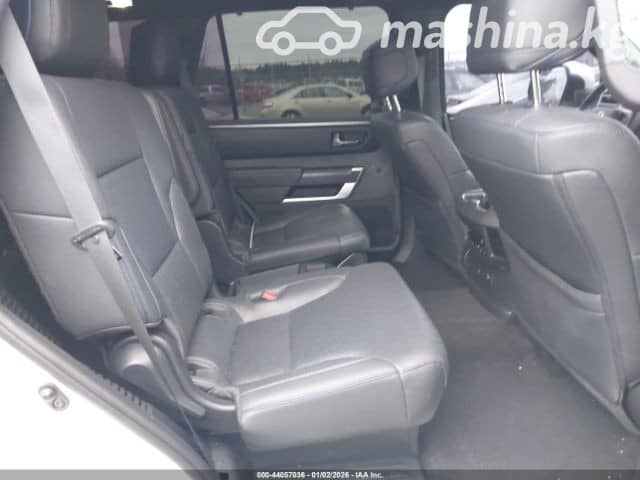 Toyota Sequoia III 3.5hyb AT 4WD