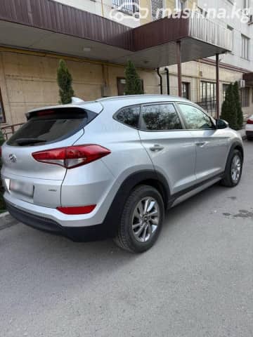 Hyundai Tucson III 2.0 AT 4WD