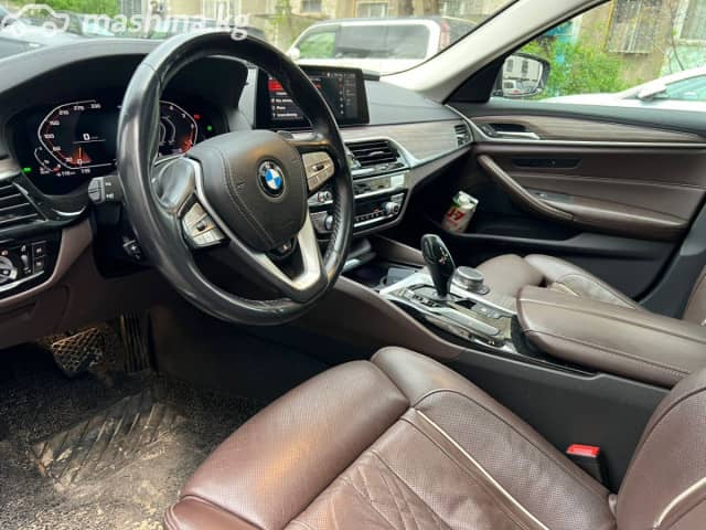 BMW 5 серии VII (G30/G31) 520d xDrive 2.0d AT 4WD