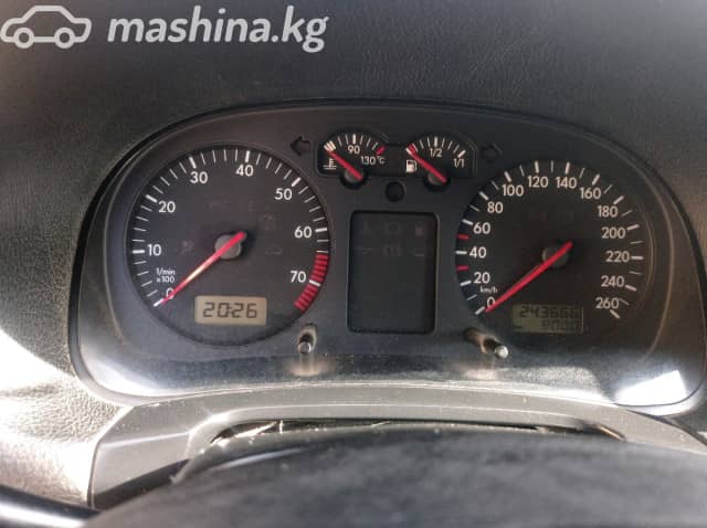 Volkswagen Golf IV 1.6 MT