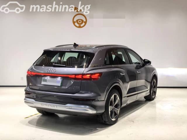 Audi Q5 II (FY) Рестайлинг 50 TFSI e 2.0hyb AMT 4WD