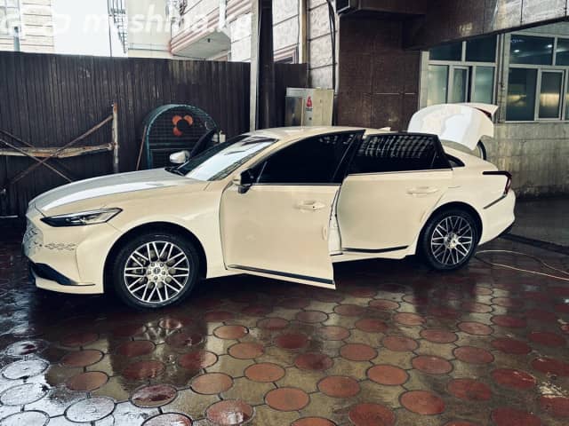 Kia K8 3.5 AT
