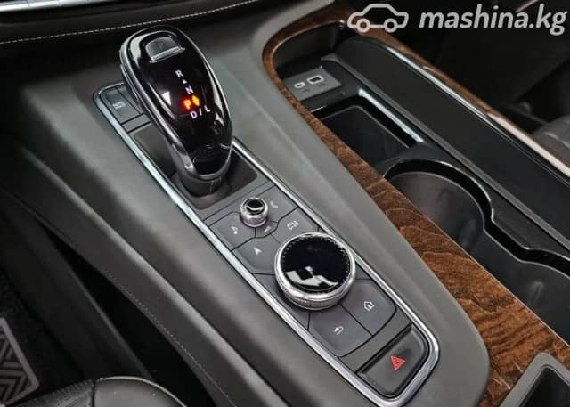 Cadillac Escalade V 6.2 AT 4WD