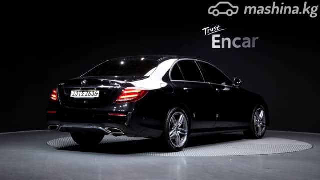 Mercedes-Benz E-Класс V (W213, S213, C238) 300 2.0 AT 4WD