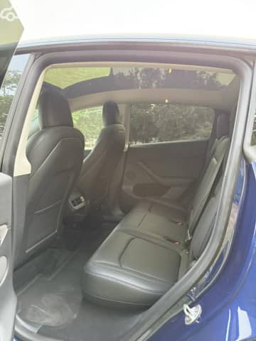 Tesla Model Y I Long Range Electro AT