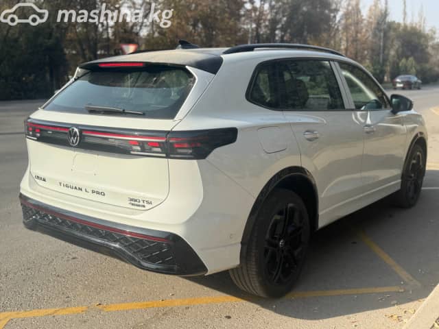 Volkswagen Tiguan III (China Market) 2.0 AMT 4WD