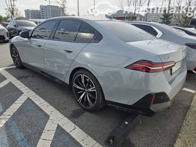 BMW 5 серии VIII (G60/G61/G68) 530i xDrive 2.0 AT 4WD