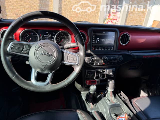 Jeep Wrangler IV (JL) 2.0 AT 4WD