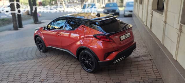 Toyota C-HR I Рестайлинг 2.0hyb CVT