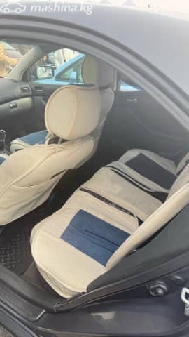 Toyota Avensis II 1.8 MT