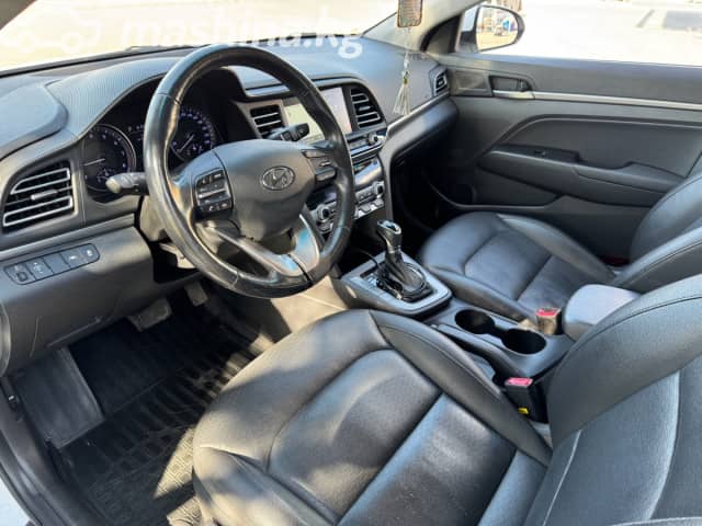 Hyundai Avante VI Рестайлинг 1.6 CVT
