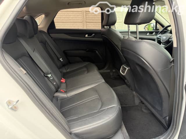 Kia K5 III LPi 2.0 AT