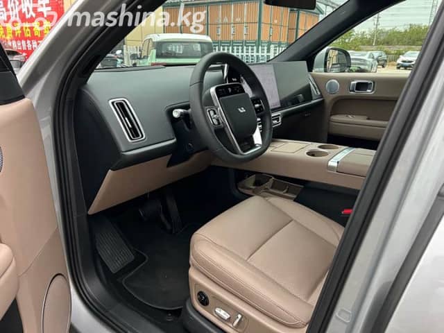 LiXiang L6 1.5hyb AT 4WD