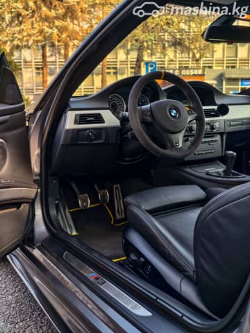 BMW M3 IV (E90) 4.0 MT