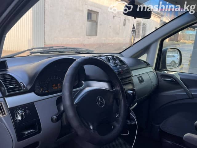 Mercedes-Benz Vito II (W639) 115 CDI L1 2.2d MT