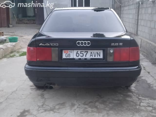 Audi 100 IV (C4) 2.6 MT