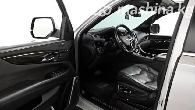 Cadillac Escalade IV 6.2 AT 4WD