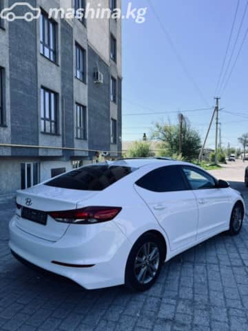 Hyundai Elantra VI (AD) 2.0 AT
