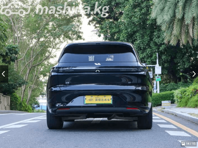 LiXiang L6 1.5hyb AT 4WD