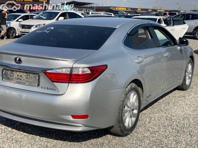 Lexus ES VI 300h 2.5hyb CVT