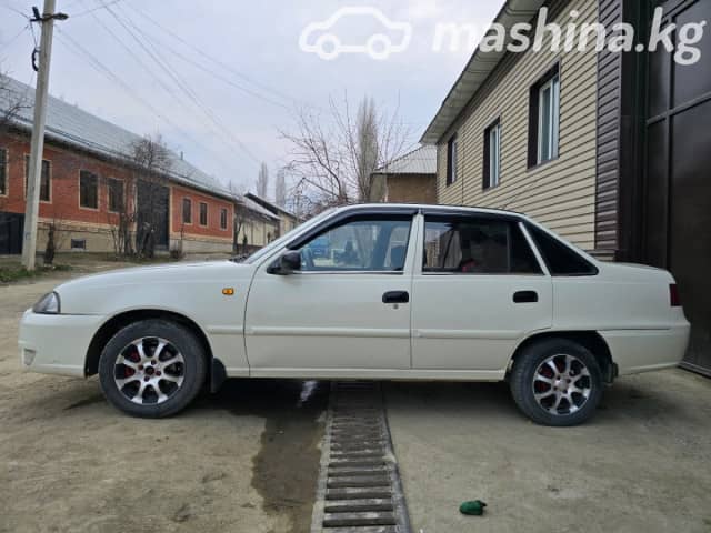Daewoo Nexia I Рестайлинг 1.5 MT