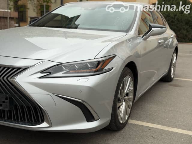 Lexus ES VII