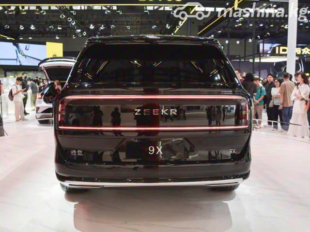 Zeekr 9X 2.0hyb AT 4WD