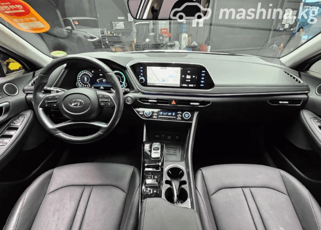 Hyundai Sonata VIII (DN8) 2.0hyb AT