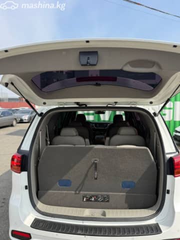 Kia Carnival III 2.2d AT