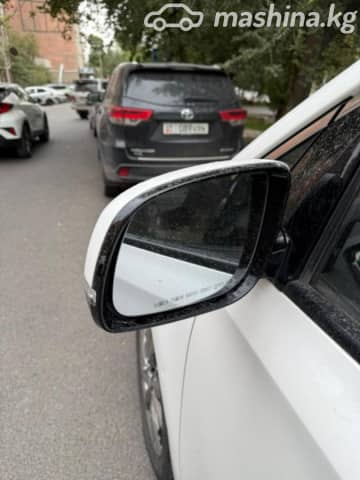 Kia Carnival III 2.2d AT