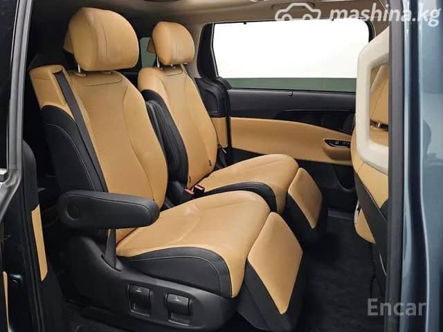 Kia Carnival IV 2.2d AT