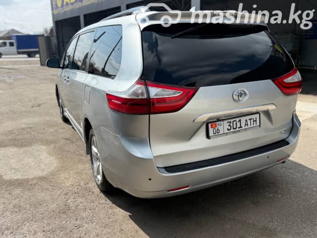 Toyota Sienna III Рестайлинг 2 3.5 AT 4WD