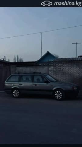 Volkswagen Passat B3 1.8 MT
