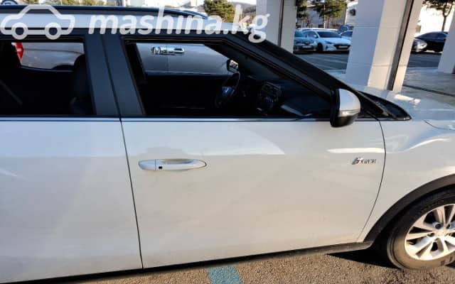 SsangYong Tivoli I Рестайлинг 1.5 AT