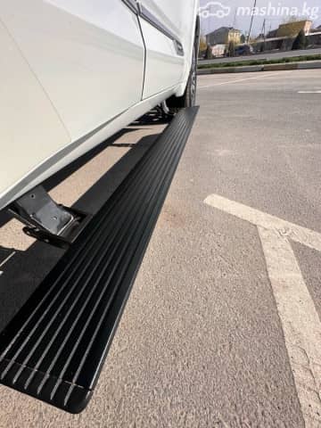 Toyota Sequoia III 3.5hyb AT 4WD