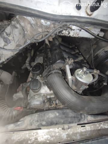 Mercedes-Benz Фургон (4х2)