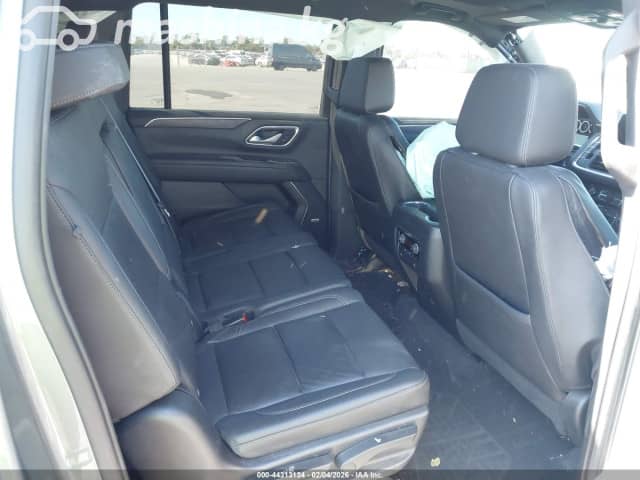 Chevrolet Suburban XII 5.3 AT 4WD
