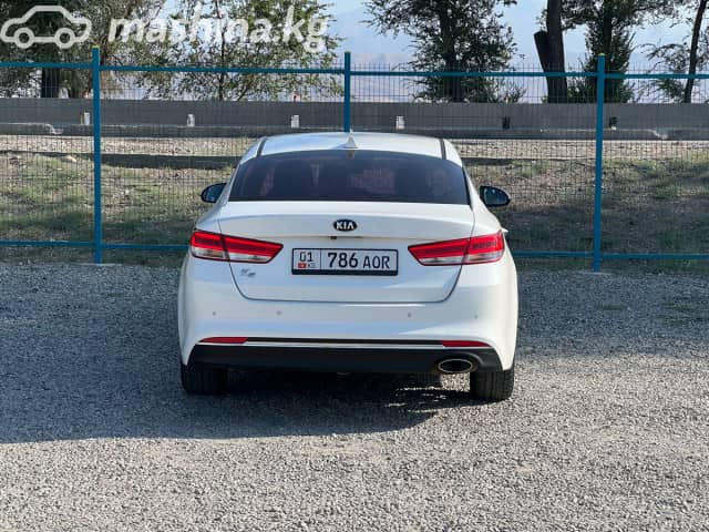 Kia K5 II 2.0 AT