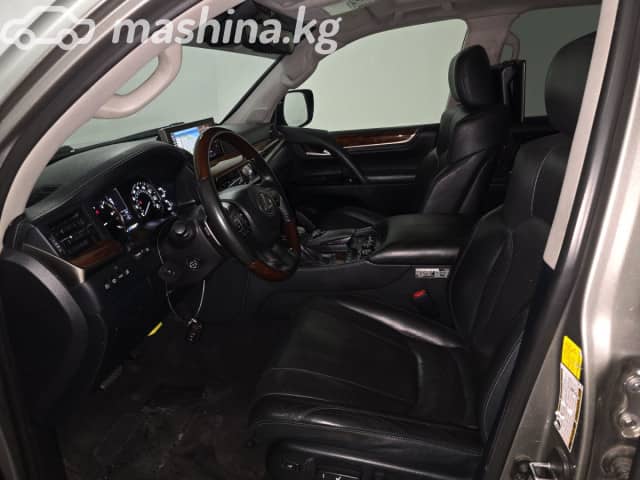 Lexus LX III Рестайлинг 2 570 5.7 AT 4WD