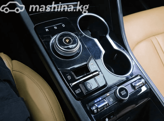 Kia K5 III 2.0 AT