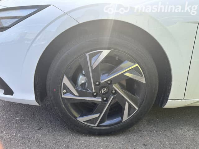 Hyundai Elantra VII (CN7) Рестайлинг 1.5 CVT